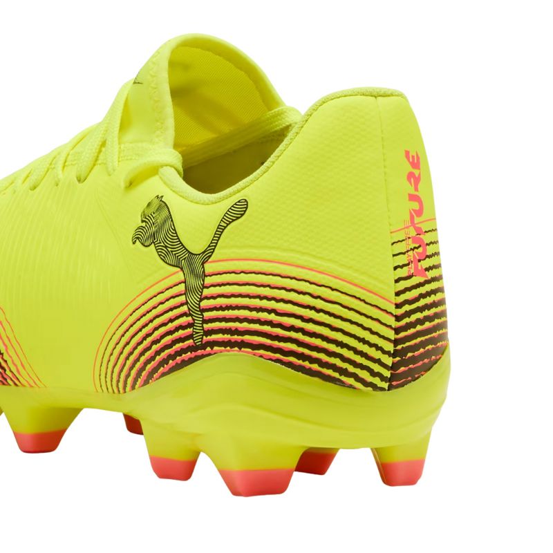 Puma Future 8 Play FG/AG M 108141 03 football boots Cipő