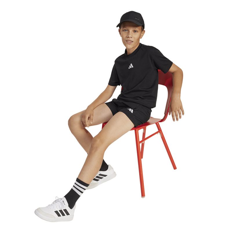 Adidas Essentials Junior T-Shirt JC9776 fekete póló
