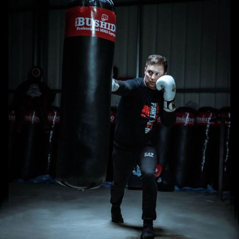 DBX Bushido Punching bag - 130 Red - 130 cm / 30 kg piros punching bags