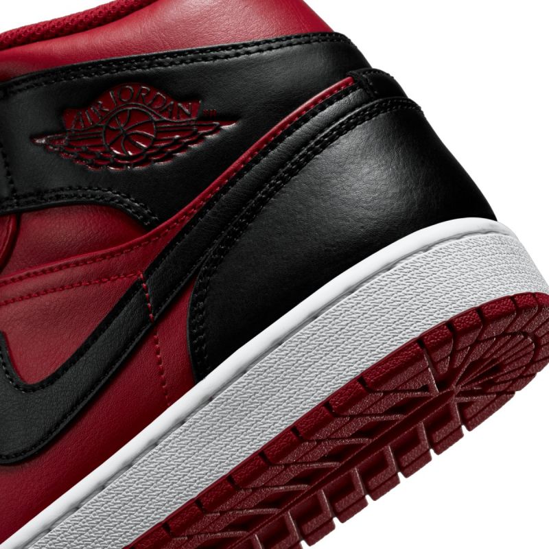 Nike Air Jordan 1 Mid Red/Black 51.5