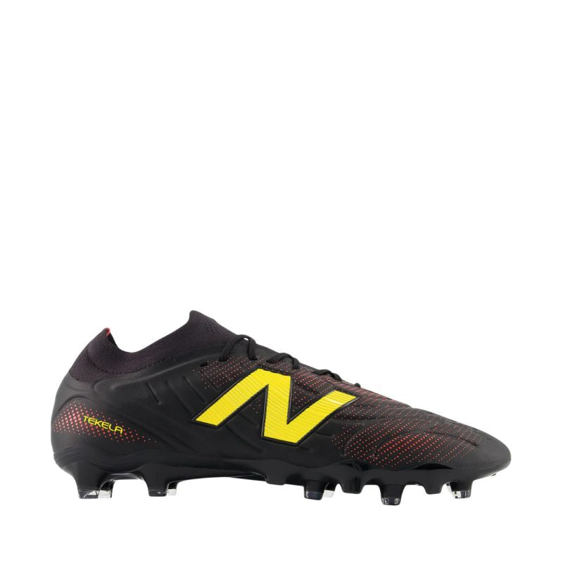 New Balance Tekela Pro FG V5 Black NBUT2FL2JW Football Boots fekete focicipő