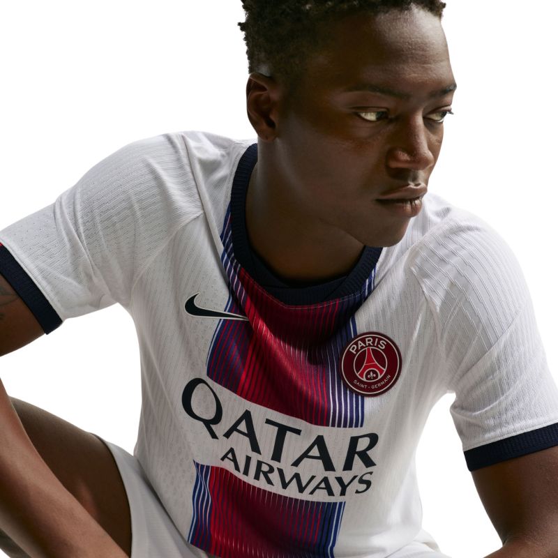 Nike Paris Saint-Germain 2026/27 Match Away Men's Jersey fehér kiegészítő II1788101