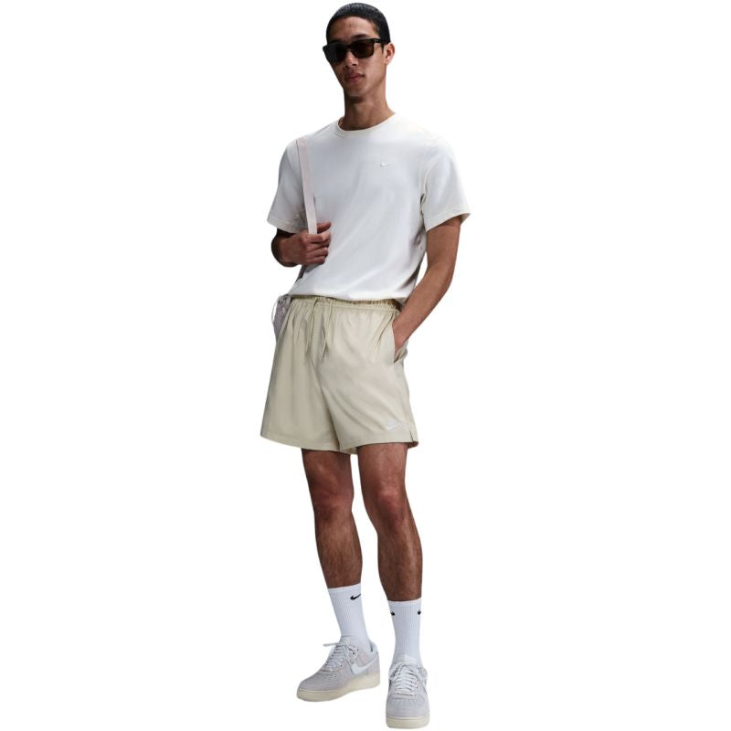 Nike Club Men's Cream bézs férfi rövidnadrág FN3307229