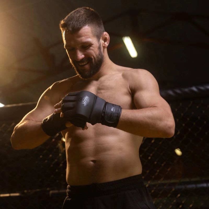 DBX Bushido MMAM Gloves - Black Master - Valor Series fekete kesztyű