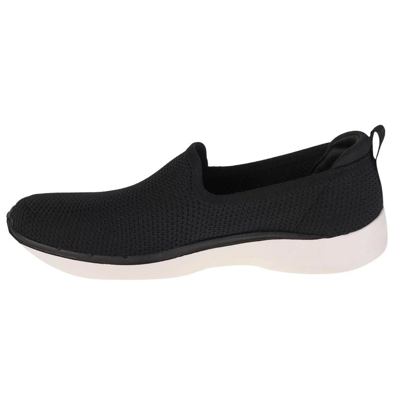 Skechers Go Walk 6 - Clear Virtue 124505-BKW Black 36 Cipő