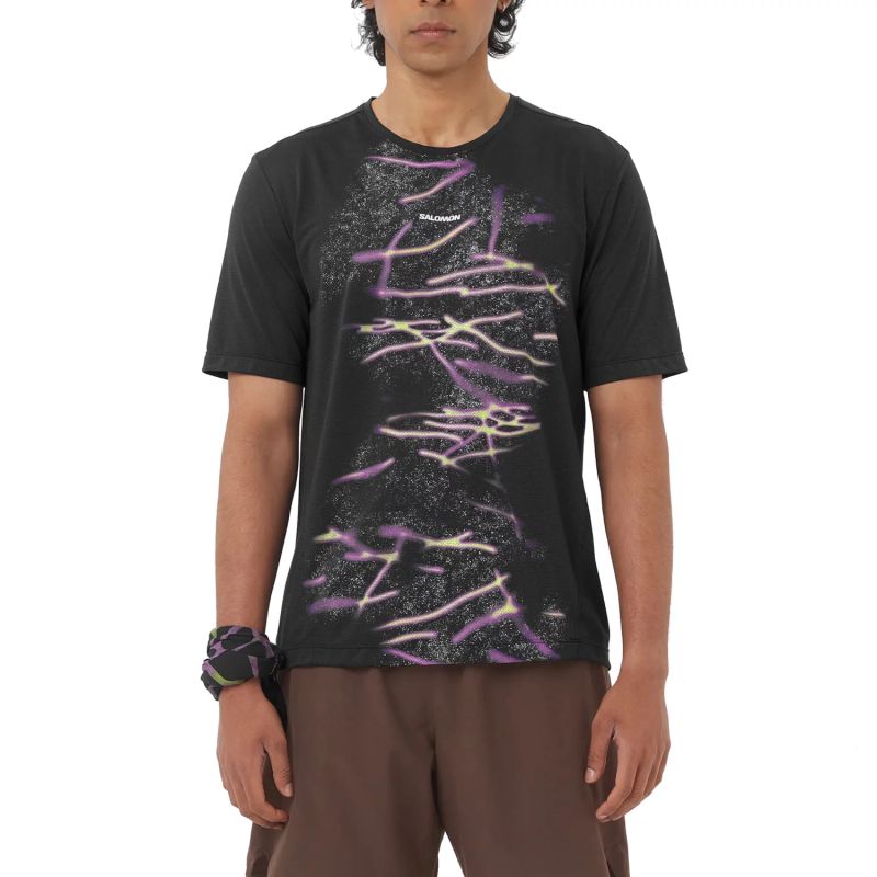 Salomon SHKout Core Graphic Tee fekete póló