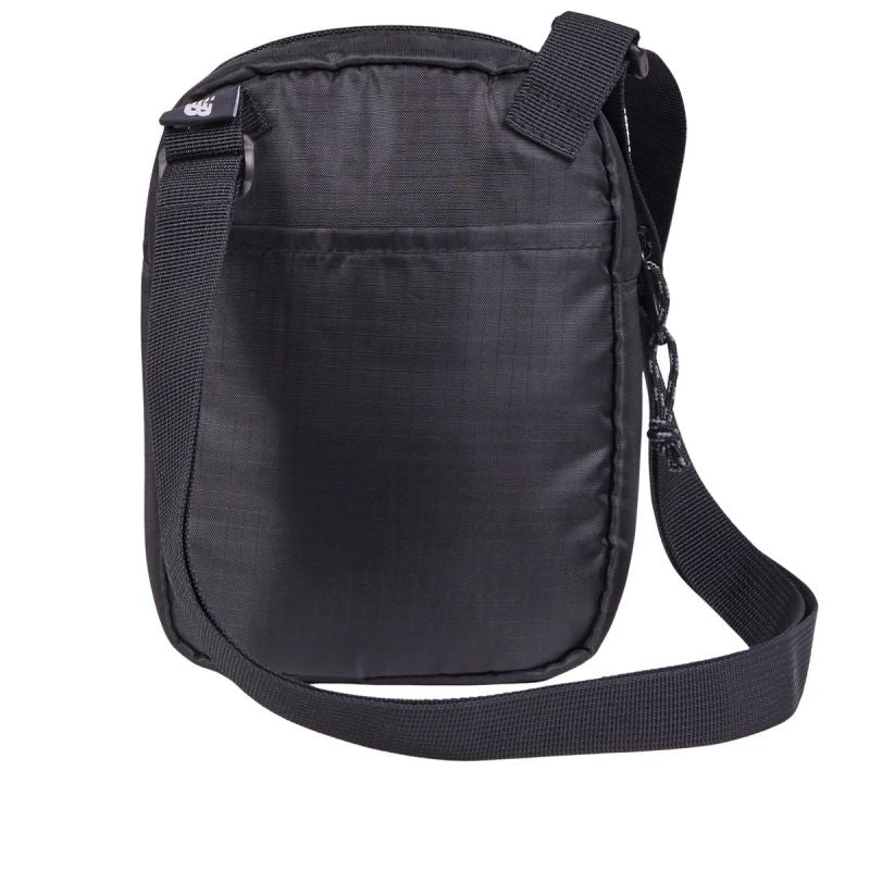 New Balance Essential Sling Bag BK LAB51901BK Táska