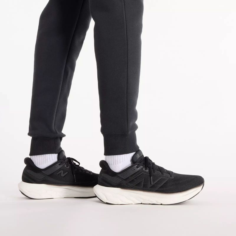 New Balance Sport Fleece Jogger M MP43904BK nadrág