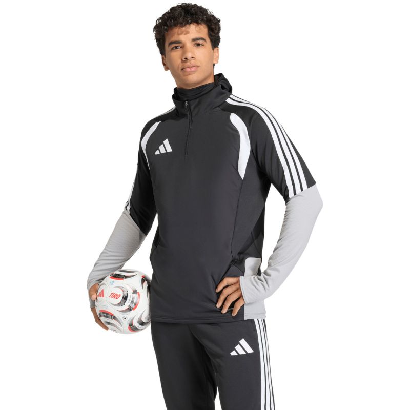 Adidas Men’s Tiro 26 Competition Winterized Sweatshirt in Black fekete kötött sapka KA0605