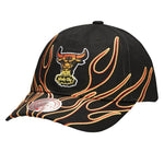 Mitchell & Ness NBA Chicago Bulls Flamez Strapback Cap - 6LUXMM20018 CBUBLCK uniwersalny baseball sapka