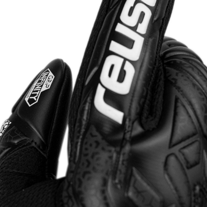 Reusch Attrakt Infinity NC M 5570725 7700 goalkeeper gloves Kesztyű