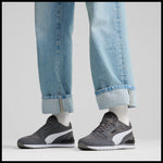 ST Runner v4 Mesh Cool Dark Gray-PUMA Wh (39966603) szürke utcai cipő