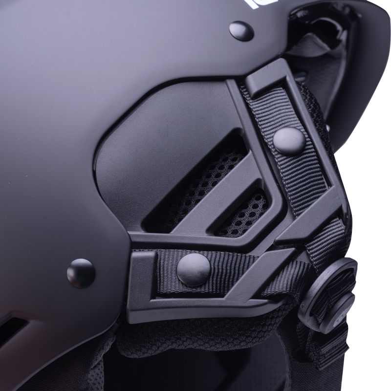 Iguana Higni Helmet fekete sisak 92800622353