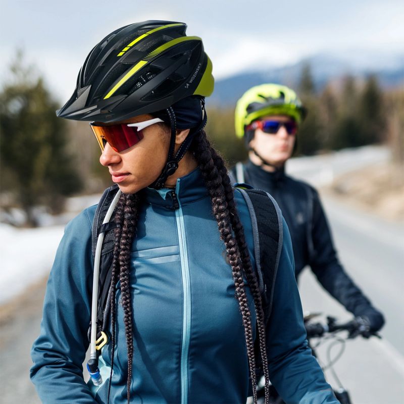 Wozinsky MTB Bike Helmet with Removable Visor and Rear USB Light L - Black and Yellow czarny || żółty védőfelszerelés HT-28VCB-199834