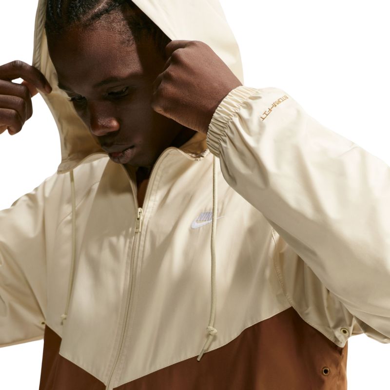 Nike Windrunner Beige- barna ruházat HV8369230
