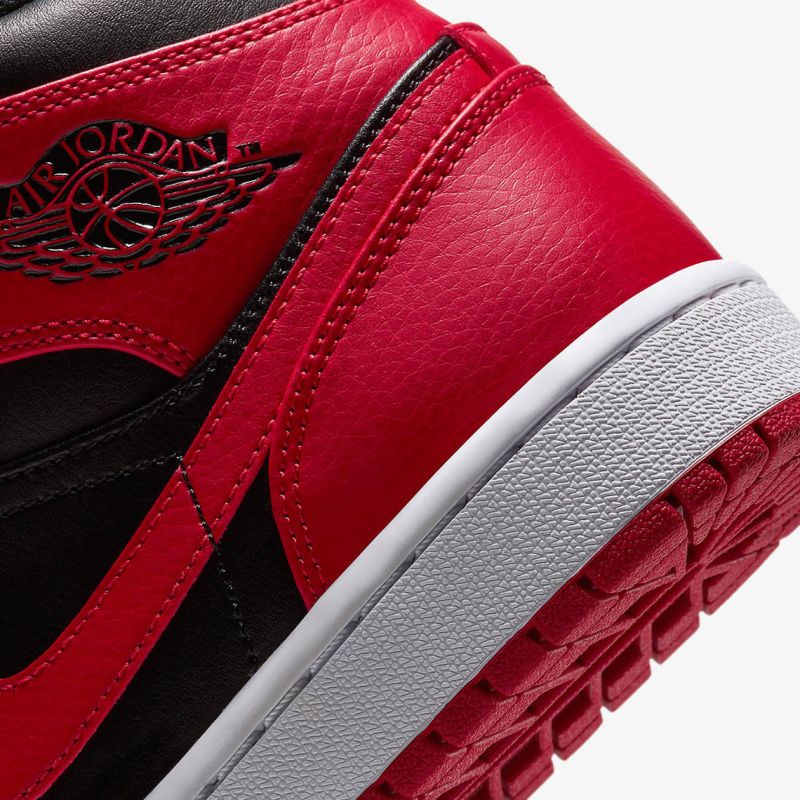 AIR Jordan 1 Mid Banned Basketball - fekete cipő
