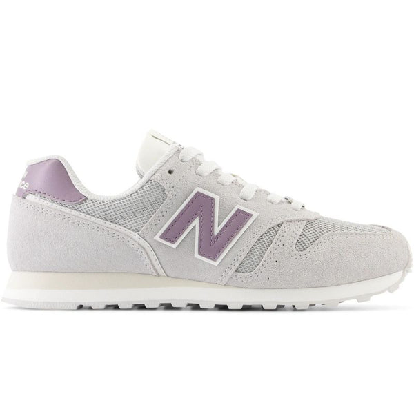New Balance Sports Shoes Sneakers W