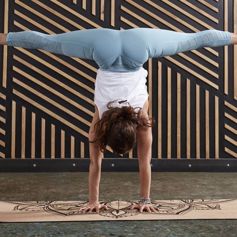 Gaiam Printed Cork Mandala yoga mat 5 mm 63495 Edzőfelszerelés