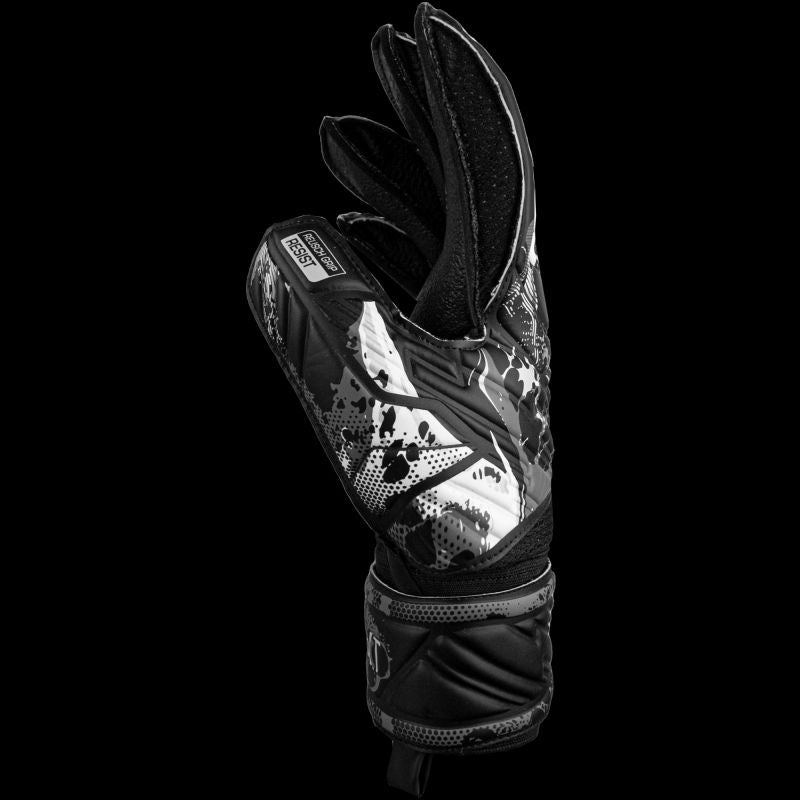 Reusch Attrakt Resist Junior children's goalkeeper gloves black (53/72/615/7700) General
