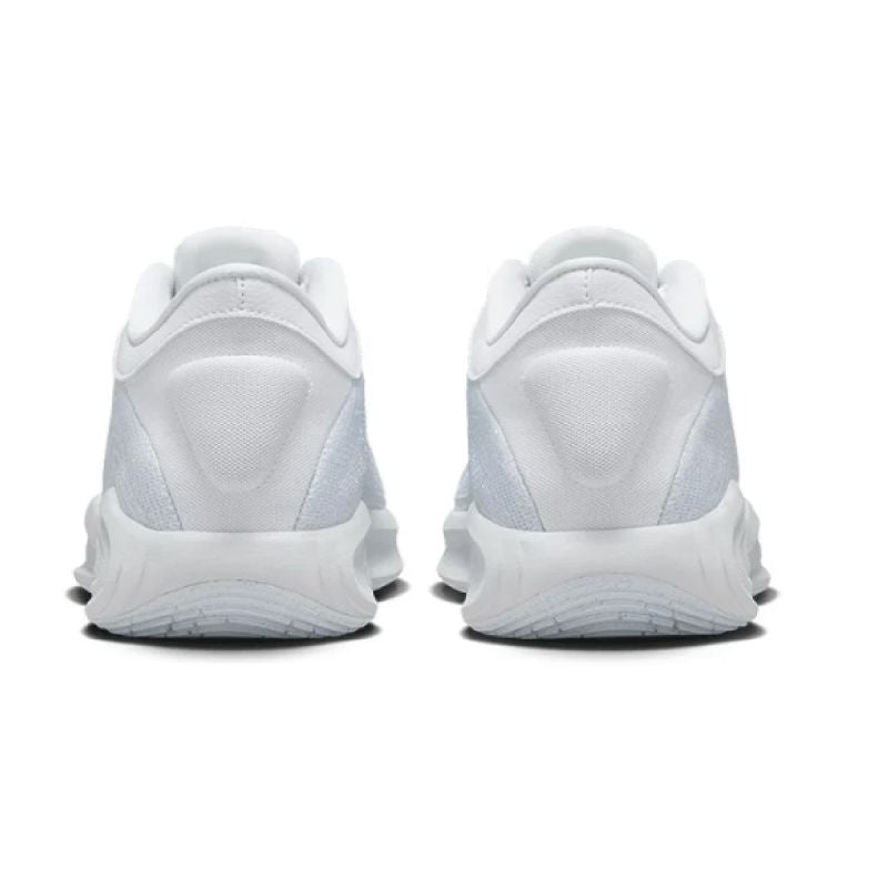 Nike GT Hustle Academy shoes