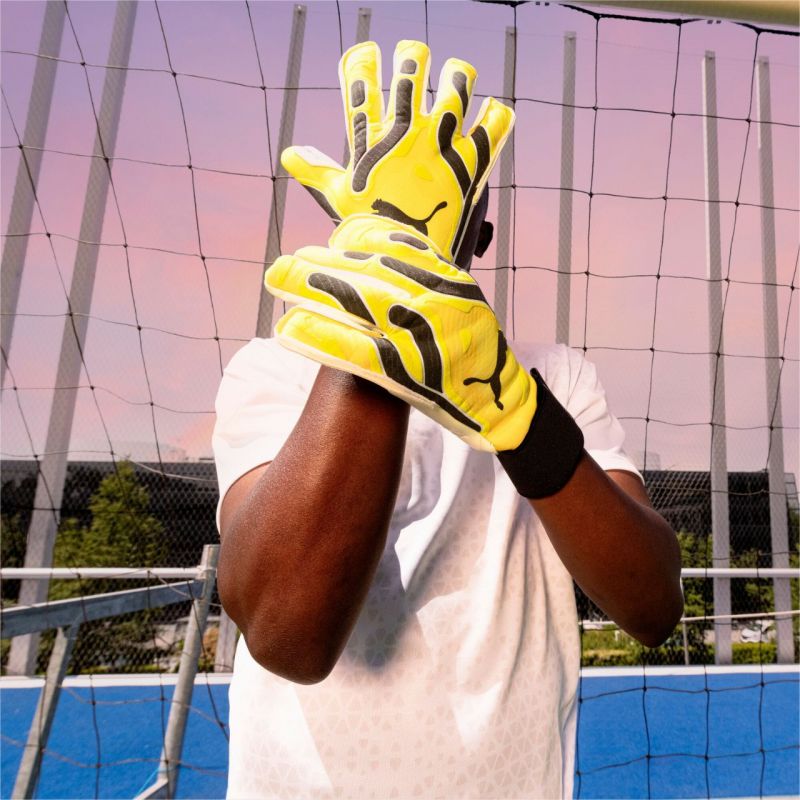Puma Ultra Ultimate Hybrid Sun 41858 04 Goalkeeper Gloves Kiegészítők