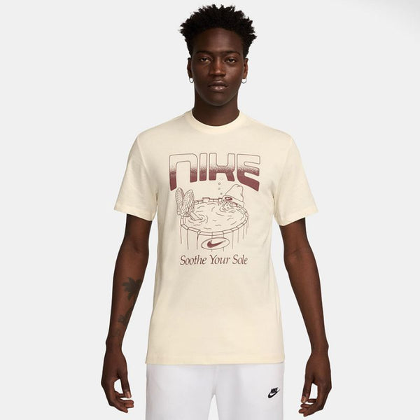 Nike SPORTSWEAR graphics T-shirt M HQ9264-110 póló