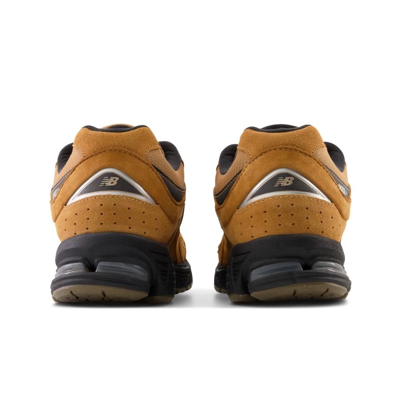 New Balance M M2002REI sports shoes cipő