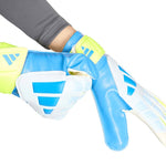 adidas Predator Training Kids' Goalkeeper Gloves White, Yellow, and Blue KA7793 kék kapuskesztyű