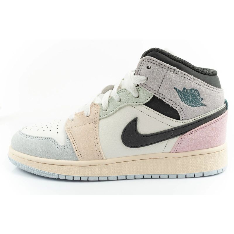 Nike Air Jordan 1 women's high-top sports shoes fashionable sneakers leggings