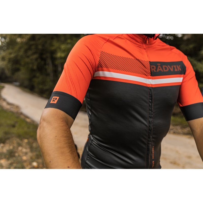 Radvik Foxtrot Gts Cycling Jersey fekete póló
