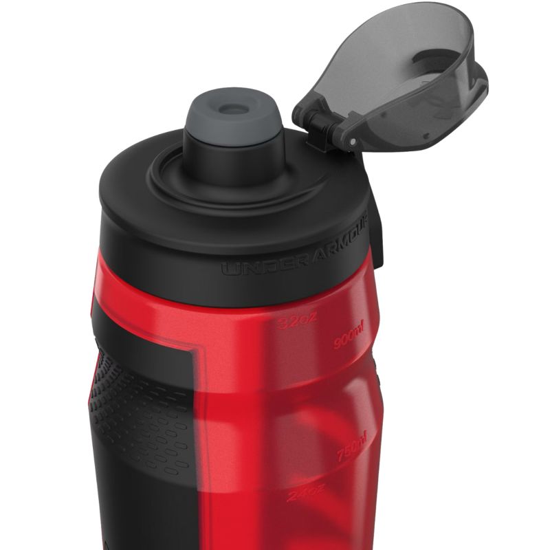 Under Armor Playmaker Squeeze water bottle 950 ml red UA70320 1364836 814/600