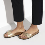 Birkenstock Madrid Birko-Flor Gold regular women's flip-flops wide gold (1016106) Cipő