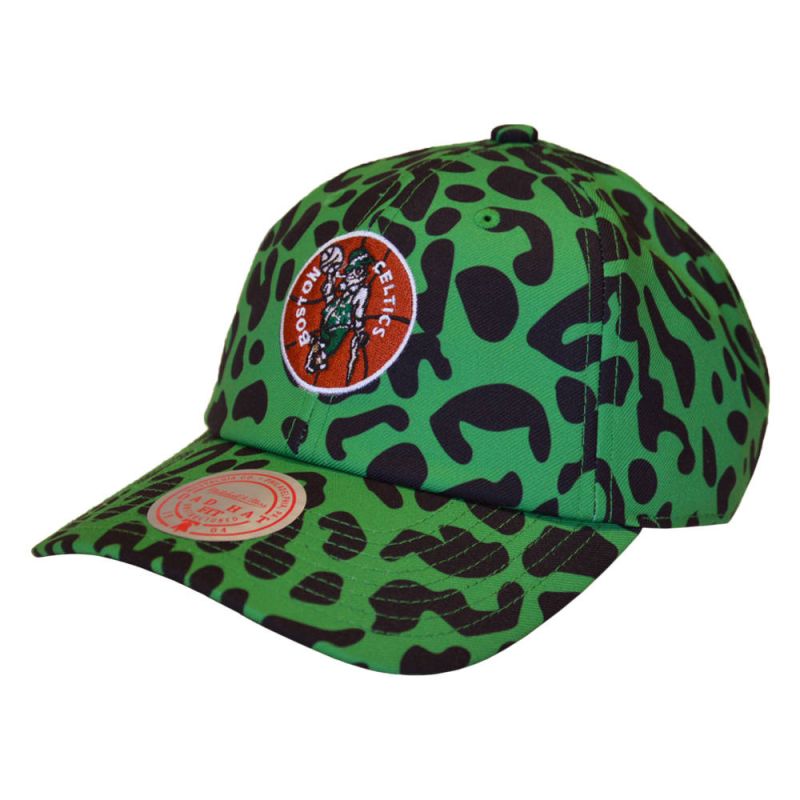 Mitchell & Ness NBA Boston Celtics Strapback Cap - 6LUOMM20061-BCEKYGN uniwersalny baseball sapka