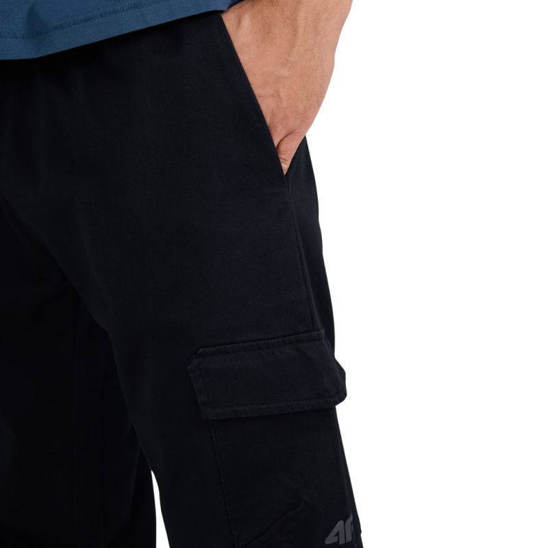 4f Men's trousers CAS M1210 deep black 4FWAW25TTROM1210 20S Ruházat
