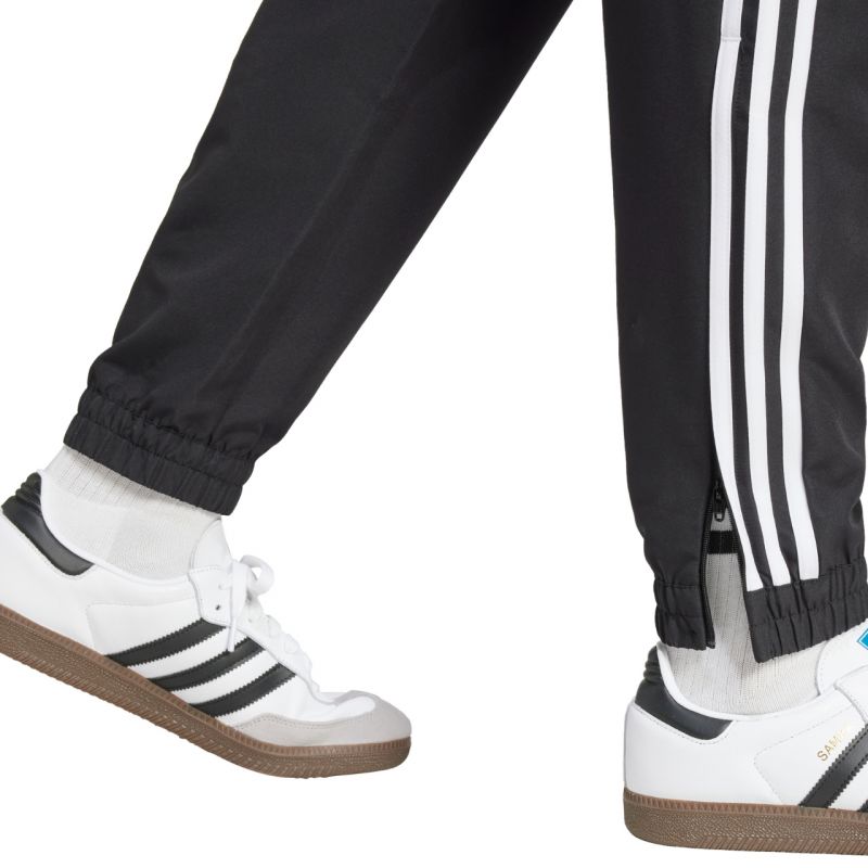 adidas Tiro 25 Essentials Woven Pants M JC5445 Nadrág