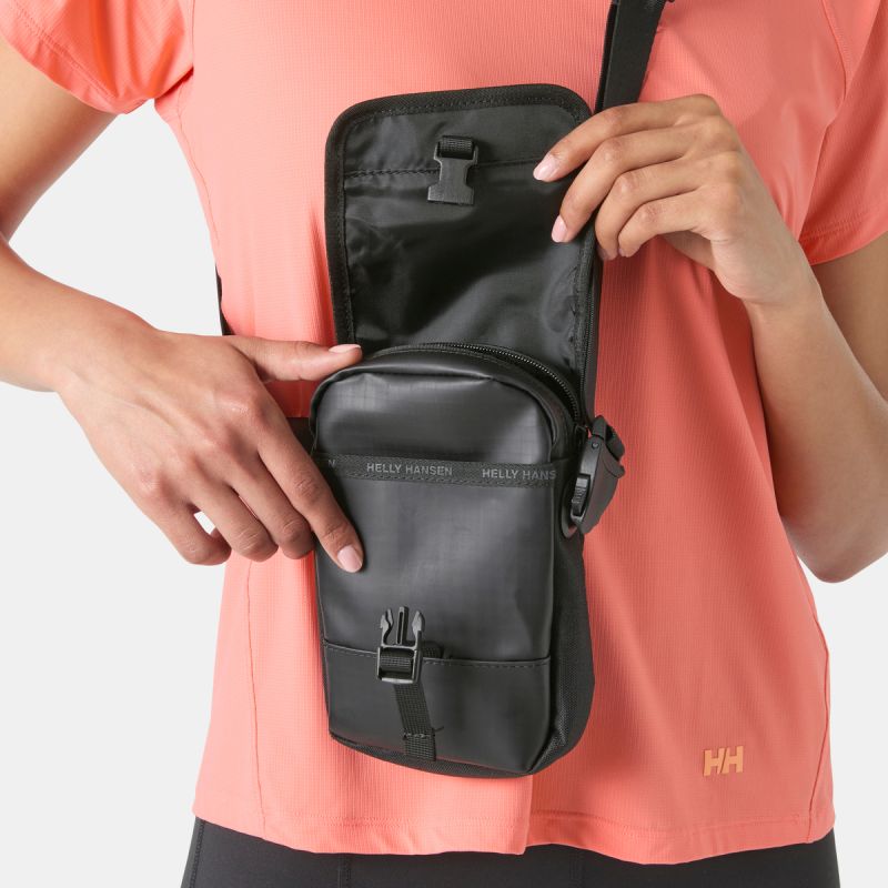 Helly Hansen handbag GUIDE CARRYALL 67661 fekete táska 67661990