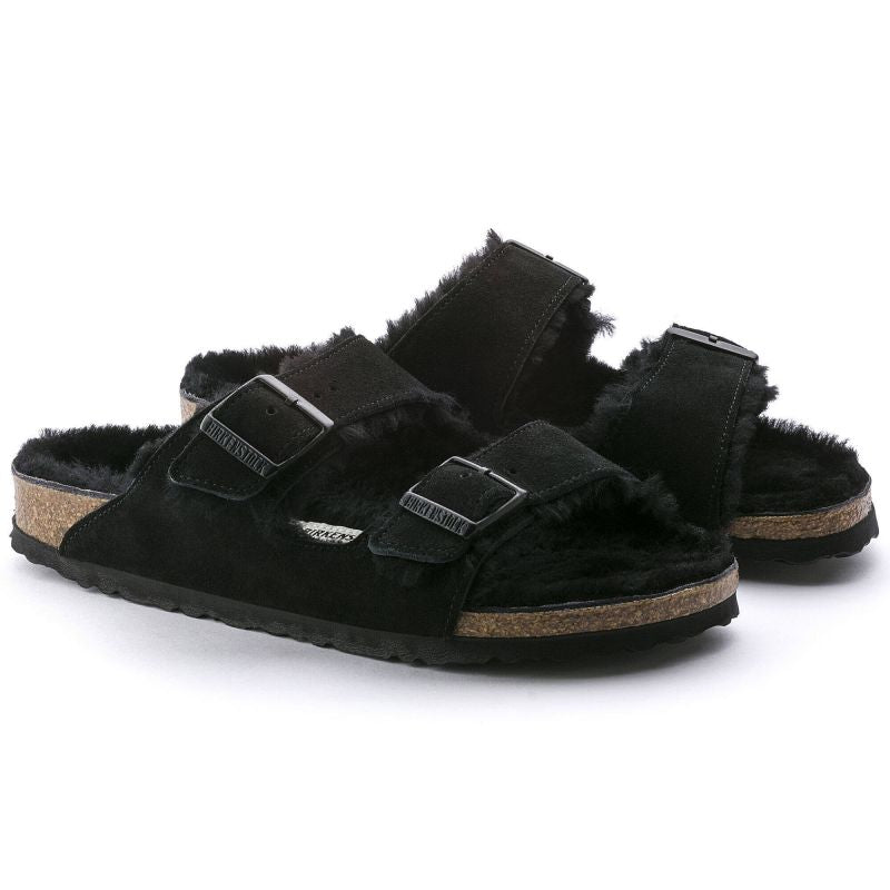 Birkenstock Women's slippers insulated with lambswool Arizona VL Shearling Black suede leather regular wide (0752661) cipő