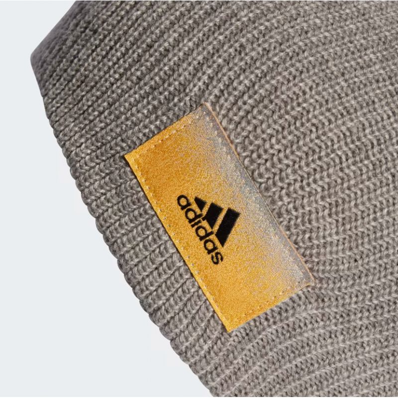 Adidas ESS Beanie II3521 Kötött sapka