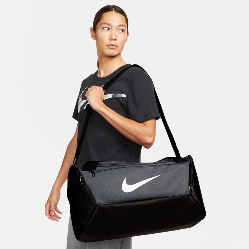 Nike Brasilia 9.5 DM3976-026 bag Kiegészítők