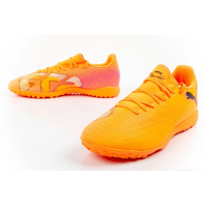 Puma men's sports Future 8 Play TT turf football orange narancssárga focicipő