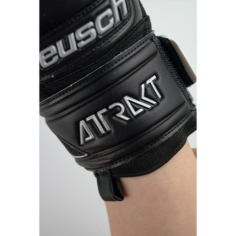 Reusch Attrakt Freegel Infinity M 53 70 735 7700 Goalkeeper Gloves Kesztyű