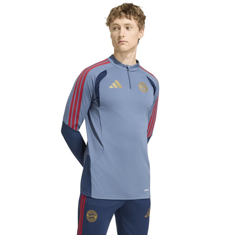 Adidas FC Bayern DNA Training Top sweatshirt