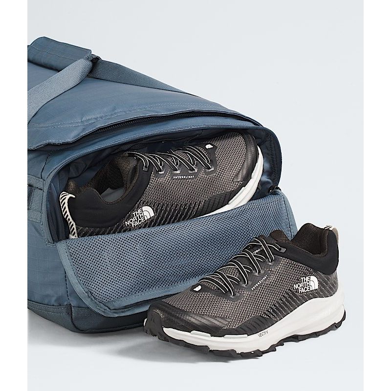 The North Face Base Camp Voyager Duffel 42L - /Frost Grey szürke hátizsák 723589