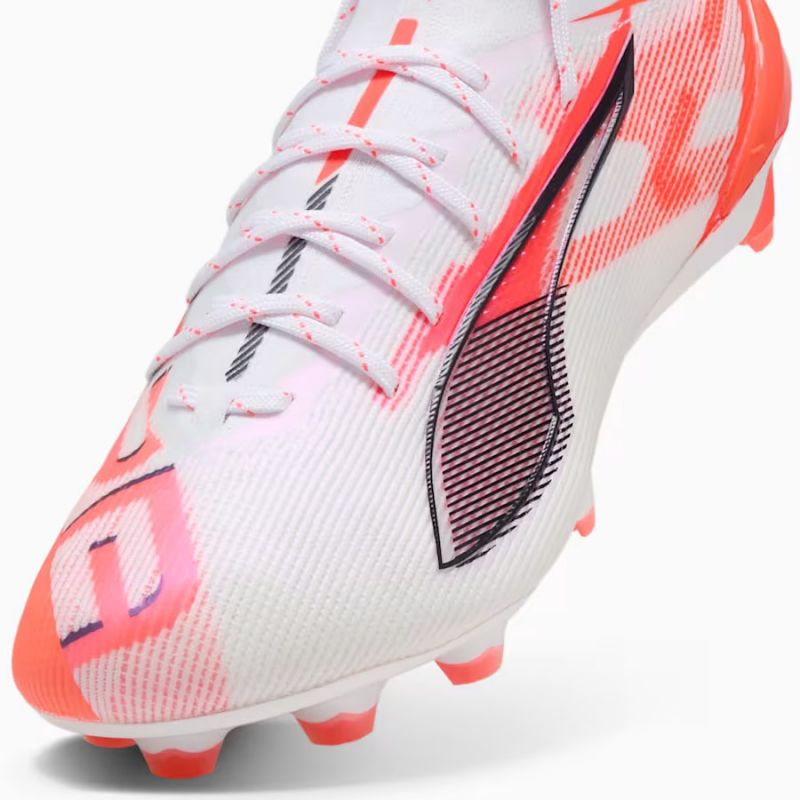 Puma Ultra 5 Ultimate FG M 108159-01 football boots Cipő