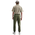 Nike Club Men's FN3808 oliva nadrág