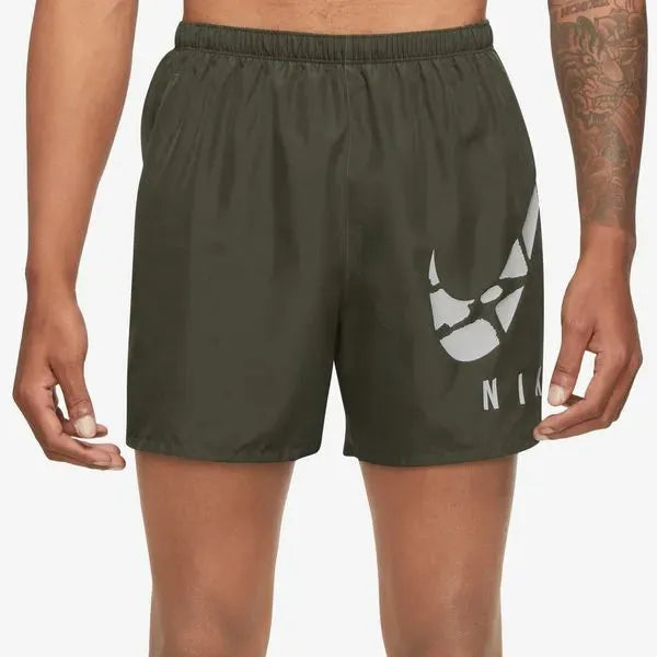 Nike Dri-FIT Challenger Run Divisio Short - Sportmania.hu