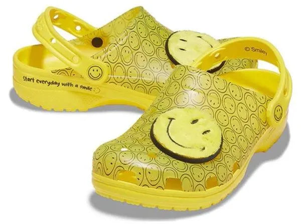Crocs Classic Translucent Smiley Clog Papucs - Sportmania.hu
