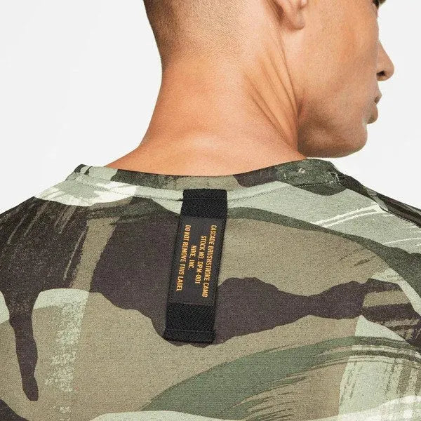 Nike_ Nike Dri-FIT Miler-Men\'s Short-Sleeve Camo Running Top Póló