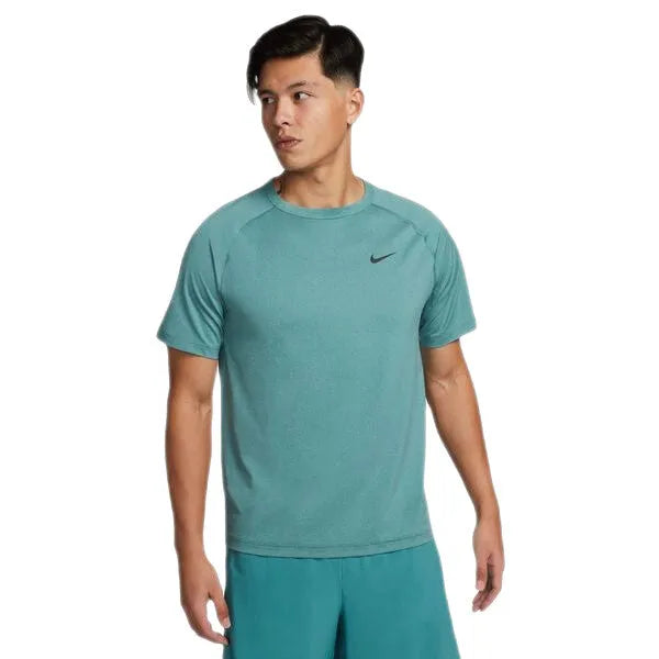 Nike_ NIKE DRI-FIT READY MEN\"S SHORT Póló - Sportmania.hu