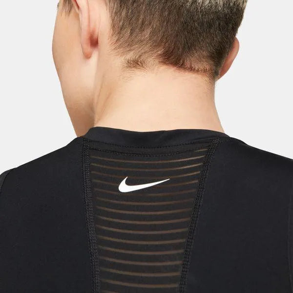 Nike Pro Dri-FIT Rövid szabású női trikó Atléta - Sportmania.hu